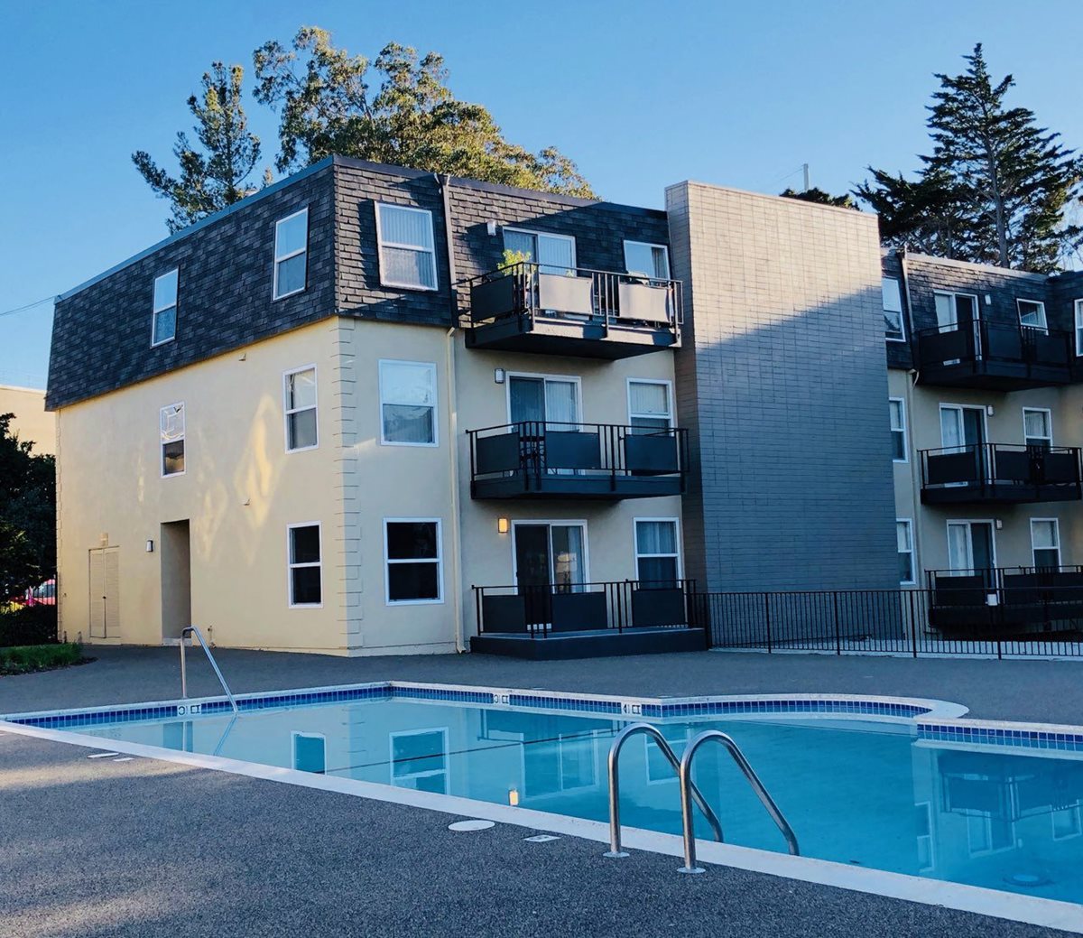 Skycrest Apartments